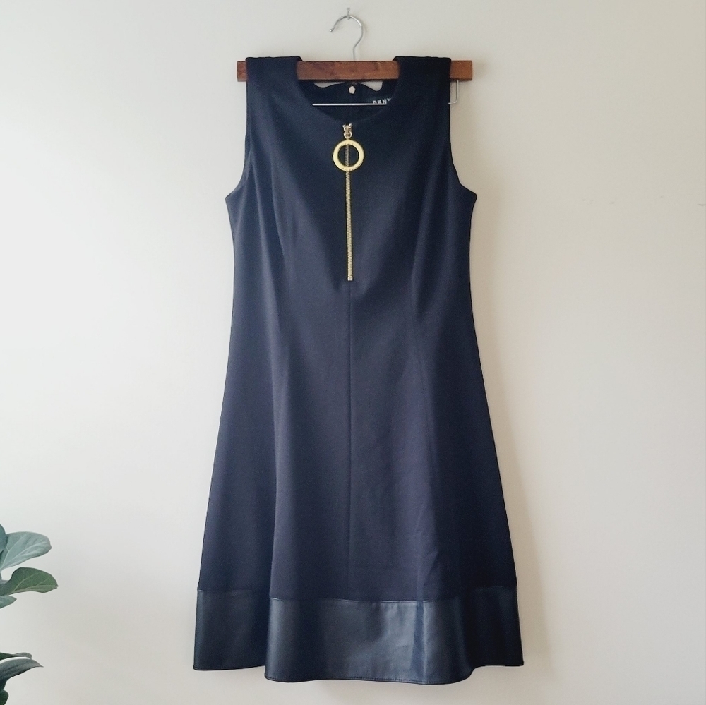 DKNY Black and gold‎ sleeveless dress size S